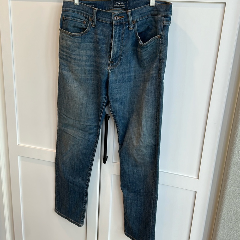 Men’s lucky brand jeans